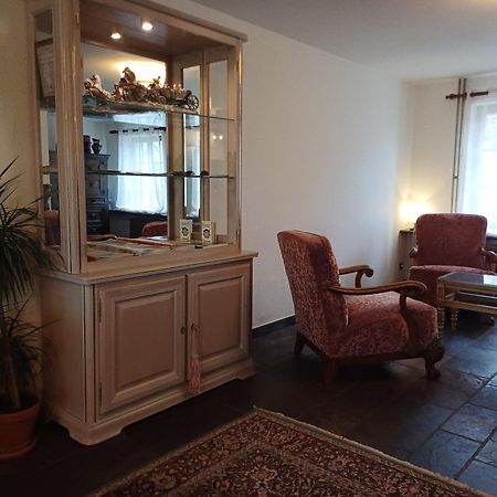 Guesthouse La Maison De Fille Діст Екстер'єр фото