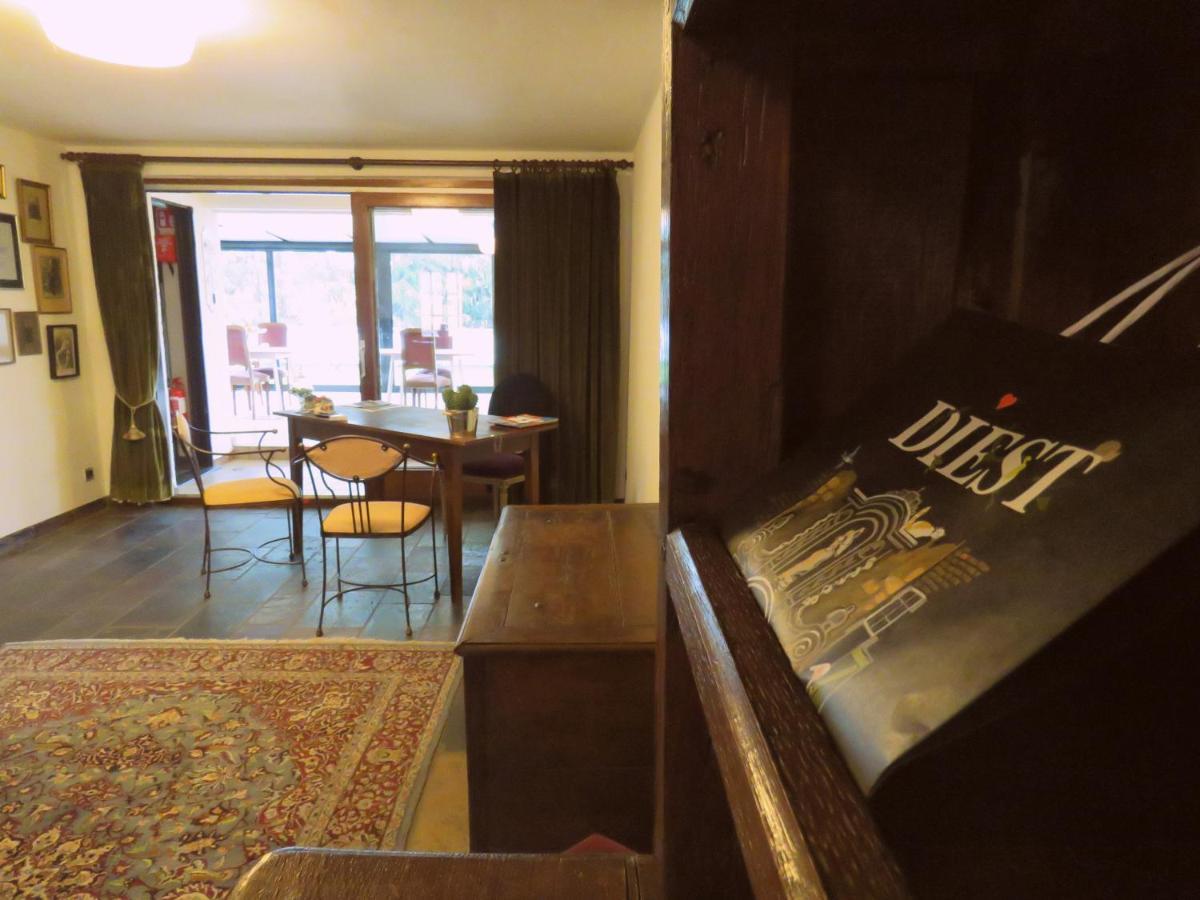 Guesthouse La Maison De Fille Діст Екстер'єр фото